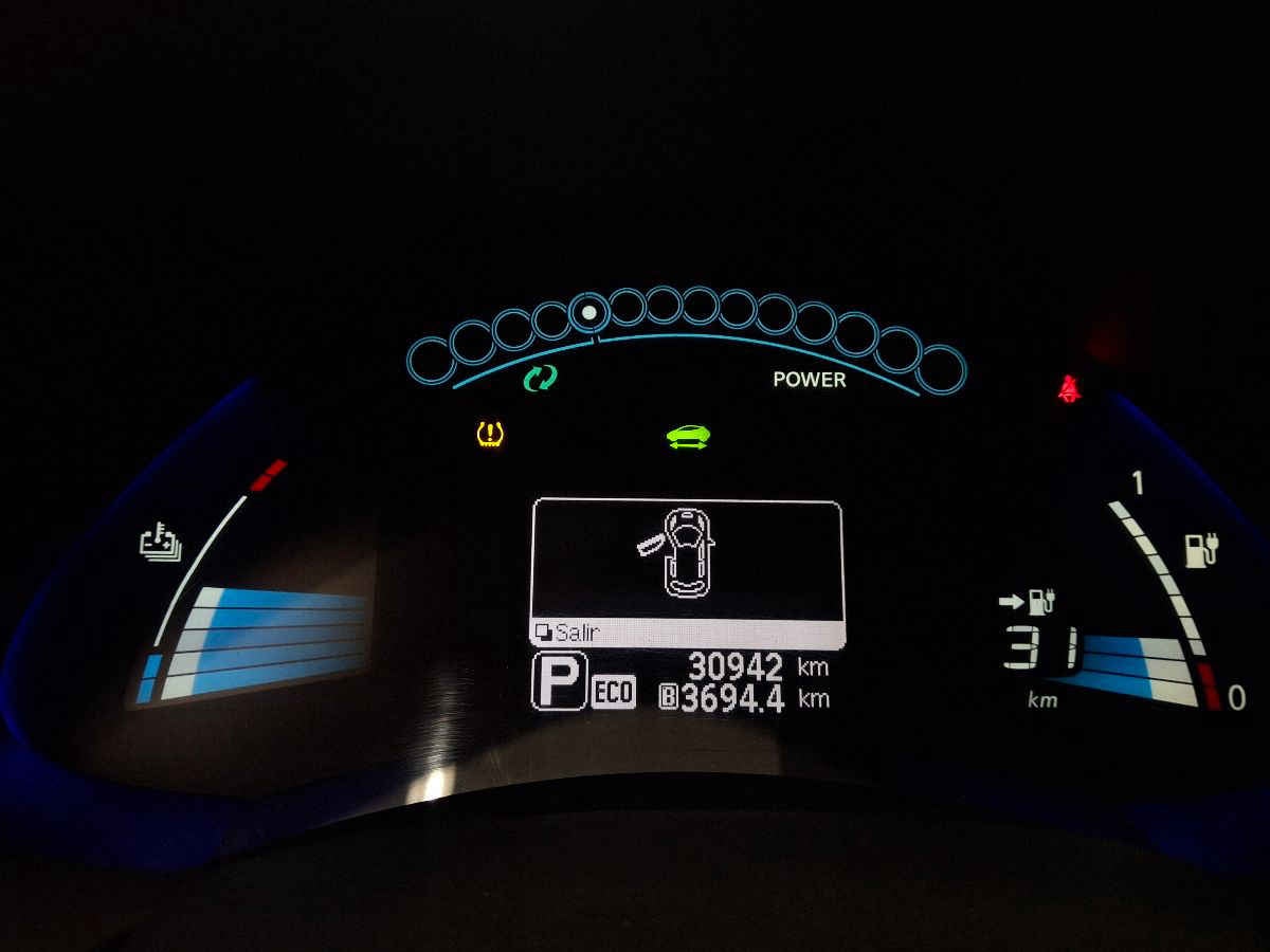 2017 Nissan LEAF 5p Electrico 30 kwh/90 kw