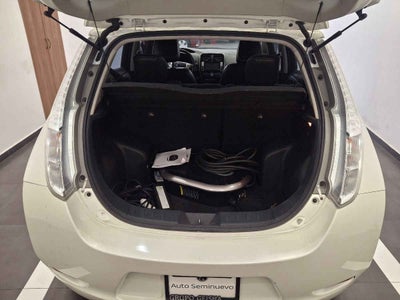 2017 Nissan LEAF 5p Electrico 30 kwh/90 kw