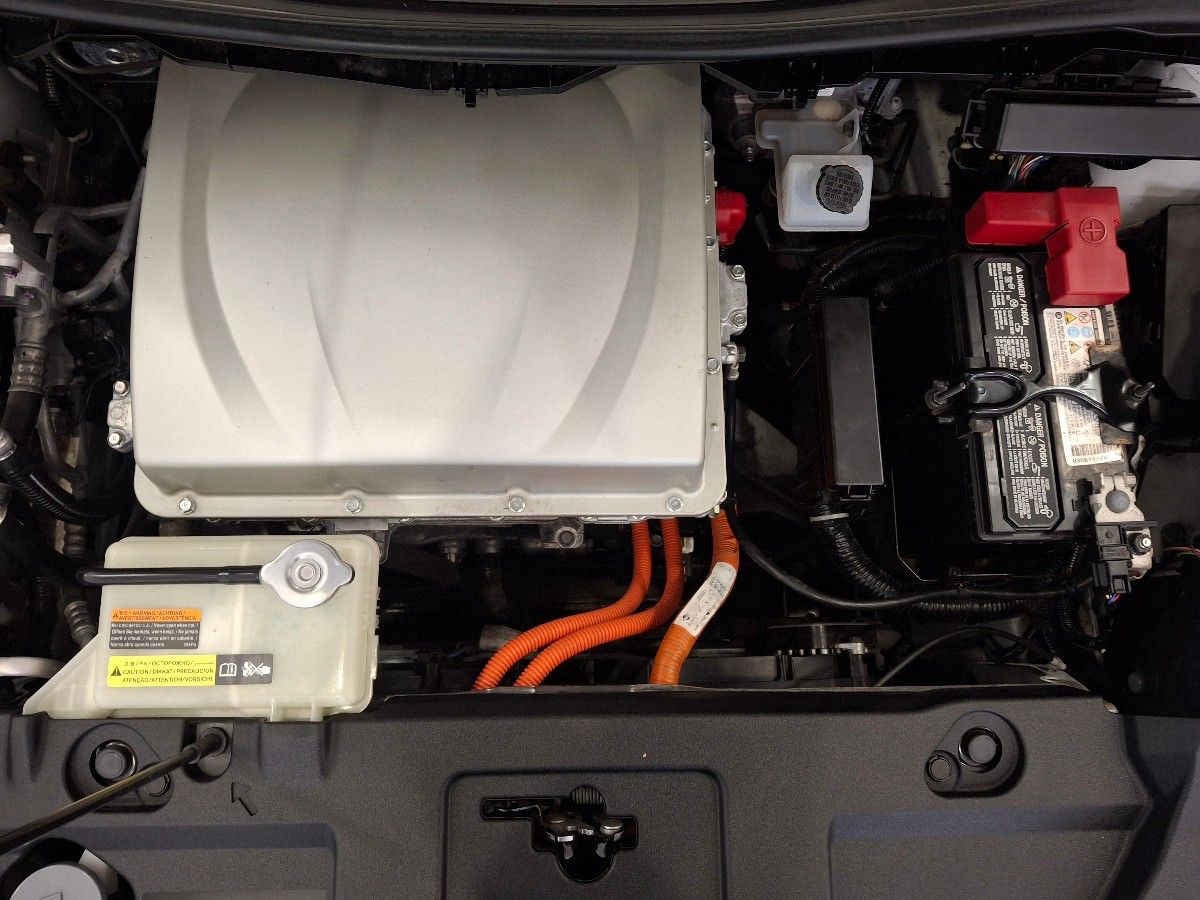 2017 Nissan LEAF 5p Electrico 30 kwh/90 kw