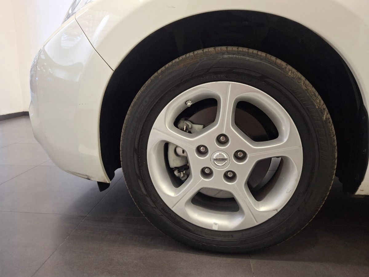 2017 Nissan LEAF 5p Electrico 30 kwh/90 kw