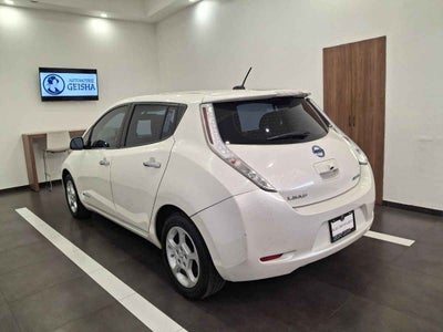 2017 Nissan LEAF 5p Electrico 30 kwh/90 kw