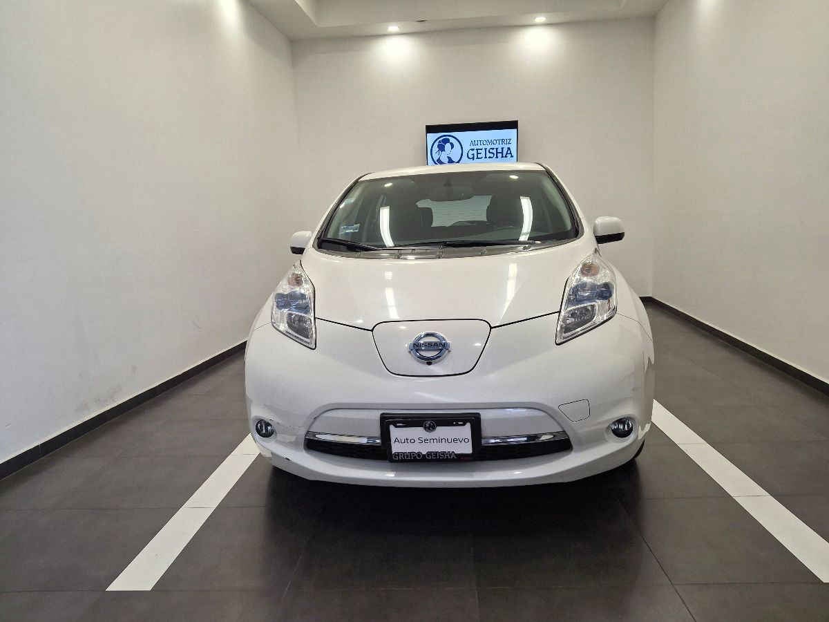 2017 Nissan LEAF 5p Electrico 30 kwh/90 kw
