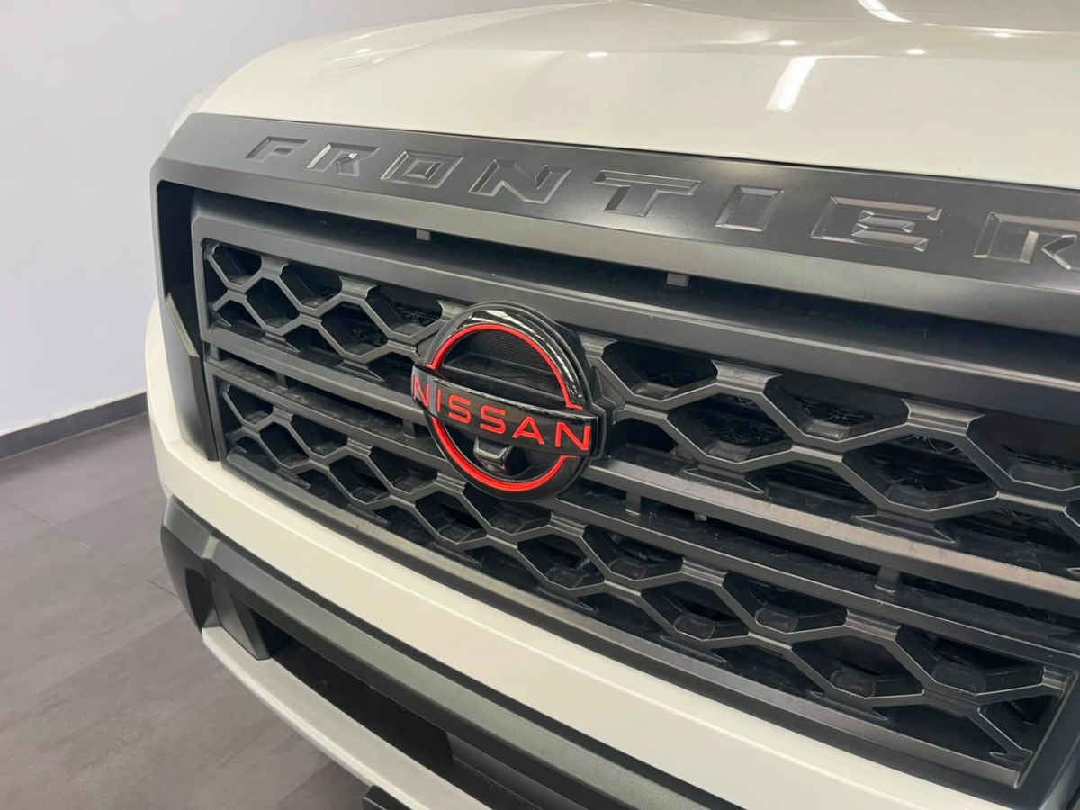 2024 Nissan Frontier 4p Pro-4X V6/3.8 Aut 4x4