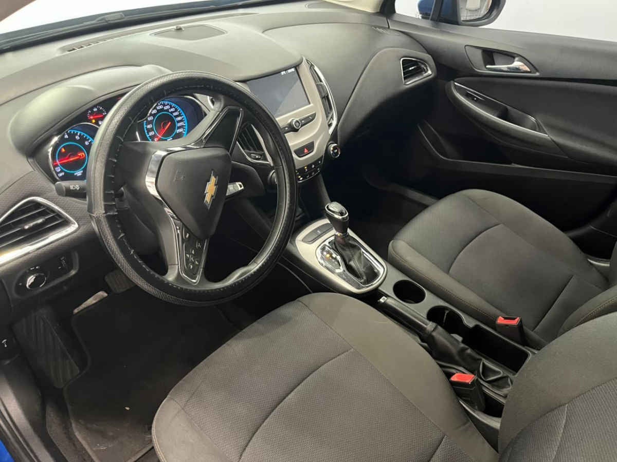 2017 Chevrolet Cruze 4p LS L4/1.4/T Aut