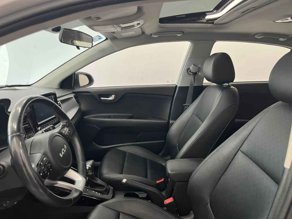 2023 Kia KIA RIO HB 5p EX L4/1.6 Pack Aut