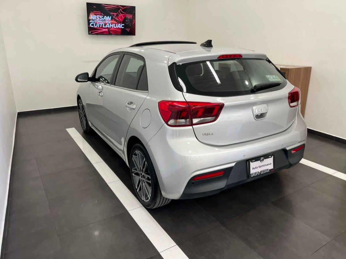 2023 Kia KIA RIO HB 5p EX L4/1.6 Pack Aut