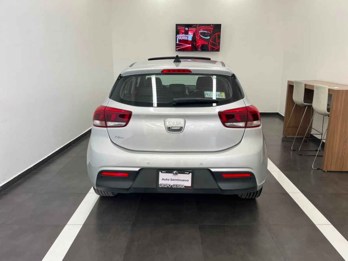 2023 Kia KIA RIO HB 5p EX L4/1.6 Pack Aut