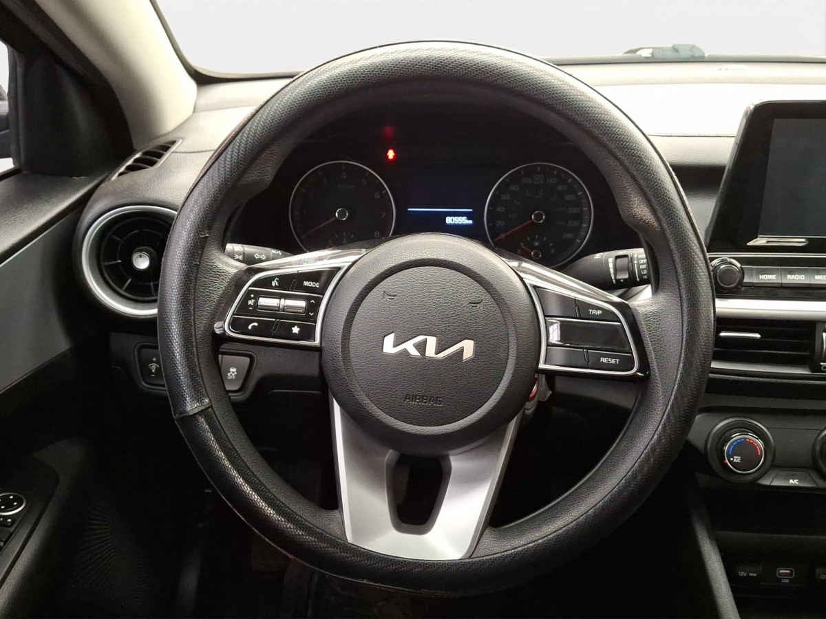 2023 Kia FORTE SEDAN 4p L L4/2.0 Man