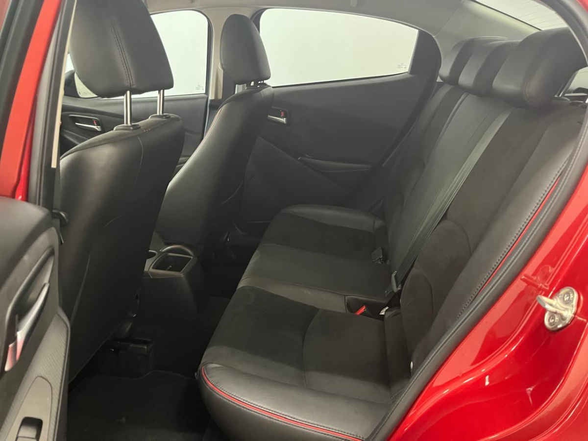 2024 Mazda Mazda 2 4p Signature L4/2.0 Aut