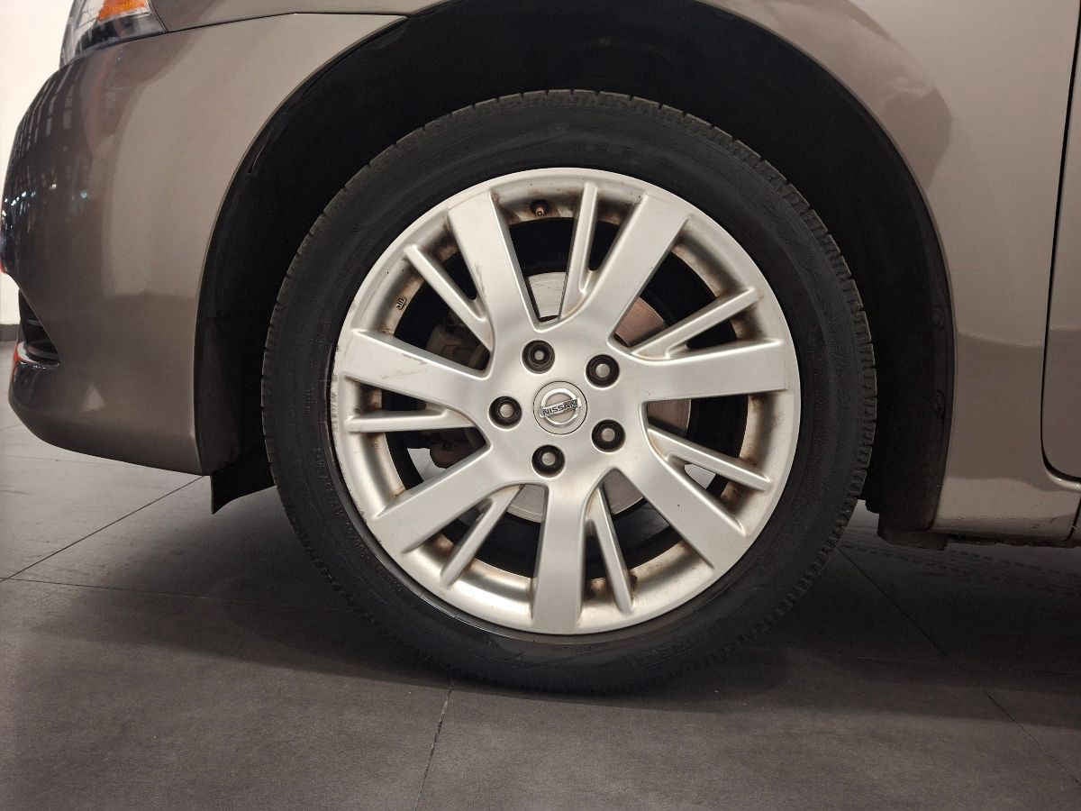 2015 Nissan Sentra 4p Exclusive L4/1.8 Aut Nave