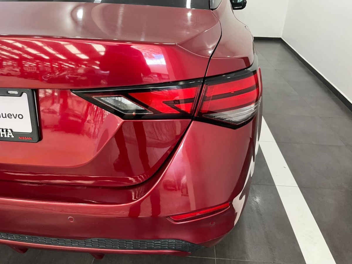 2021 Nissan Sentra 4p Advance L4/2.0 Man