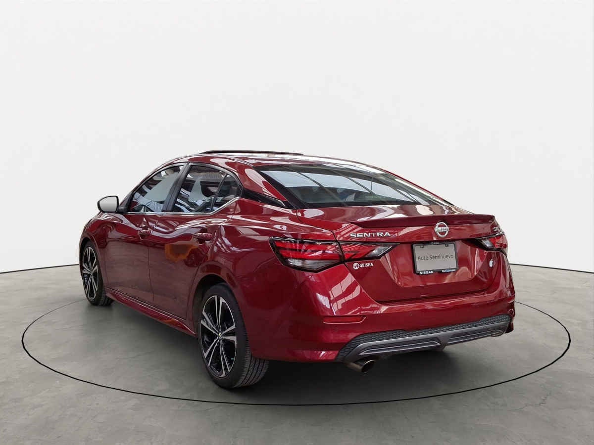 2023 Nissan Sentra 4p SR Platinum L4/2.0 Aut