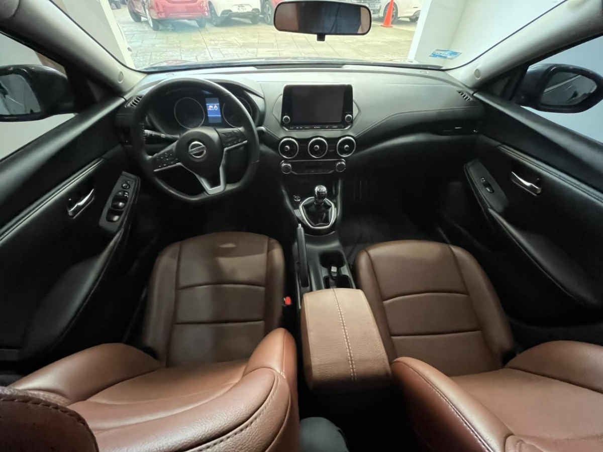2023 Nissan Sentra 4p Advance L4/2.0 Man