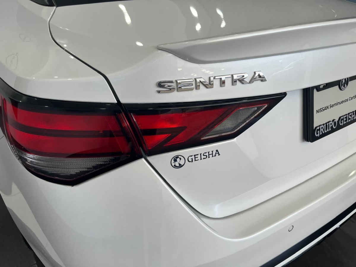 2025 Nissan Sentra 4p SR Platinum L4/2.0 Aut