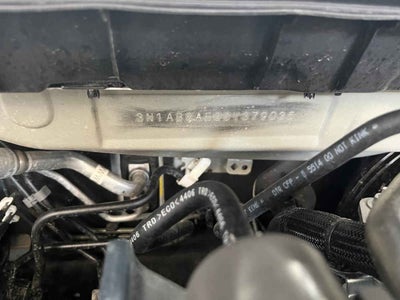 2025 Nissan Sentra 4p SR Platinum L4/2.0 Aut