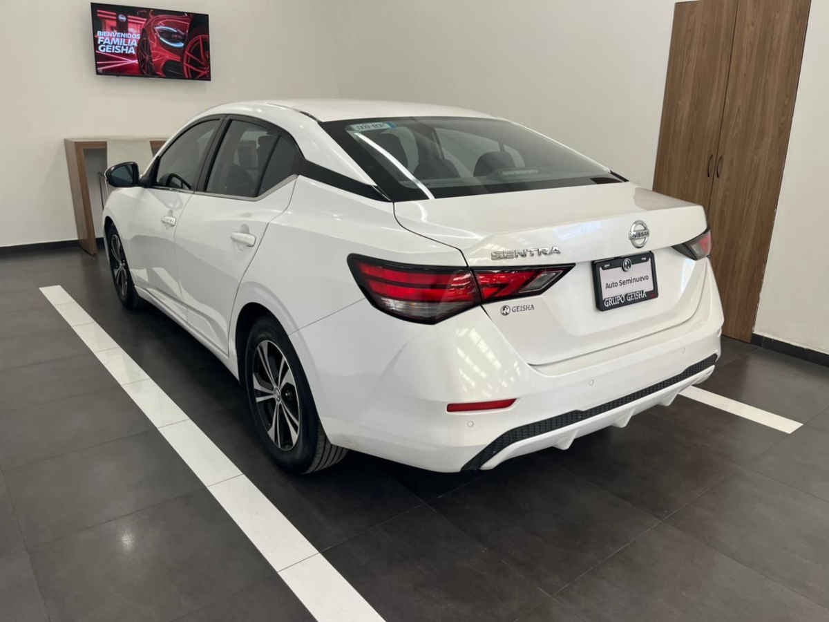 2021 Nissan Sentra 4p Advance L4/2.0 Aut
