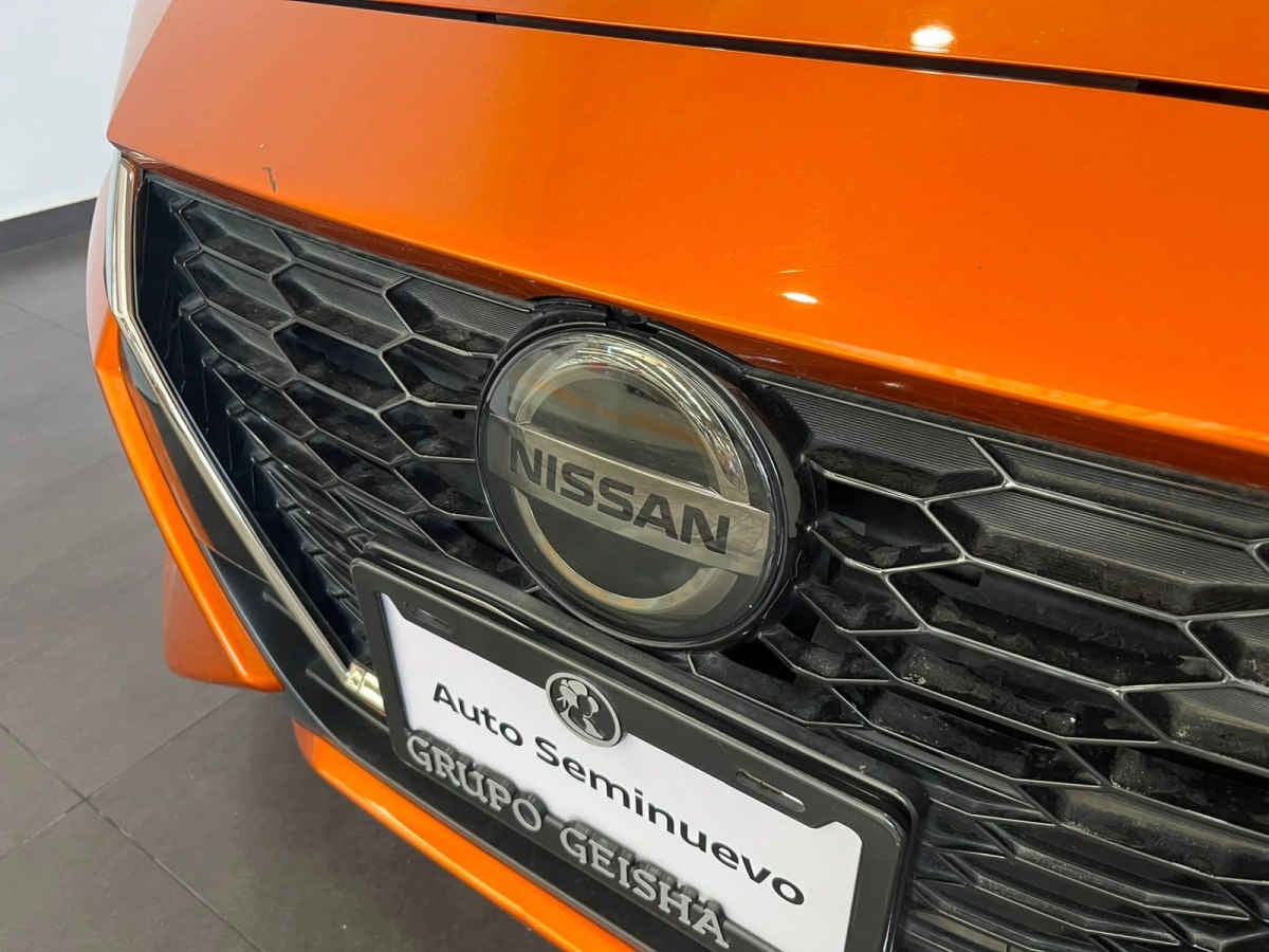 2023 Nissan Sentra 4p SR Platinum Bi-tono L4/2.0 Aut