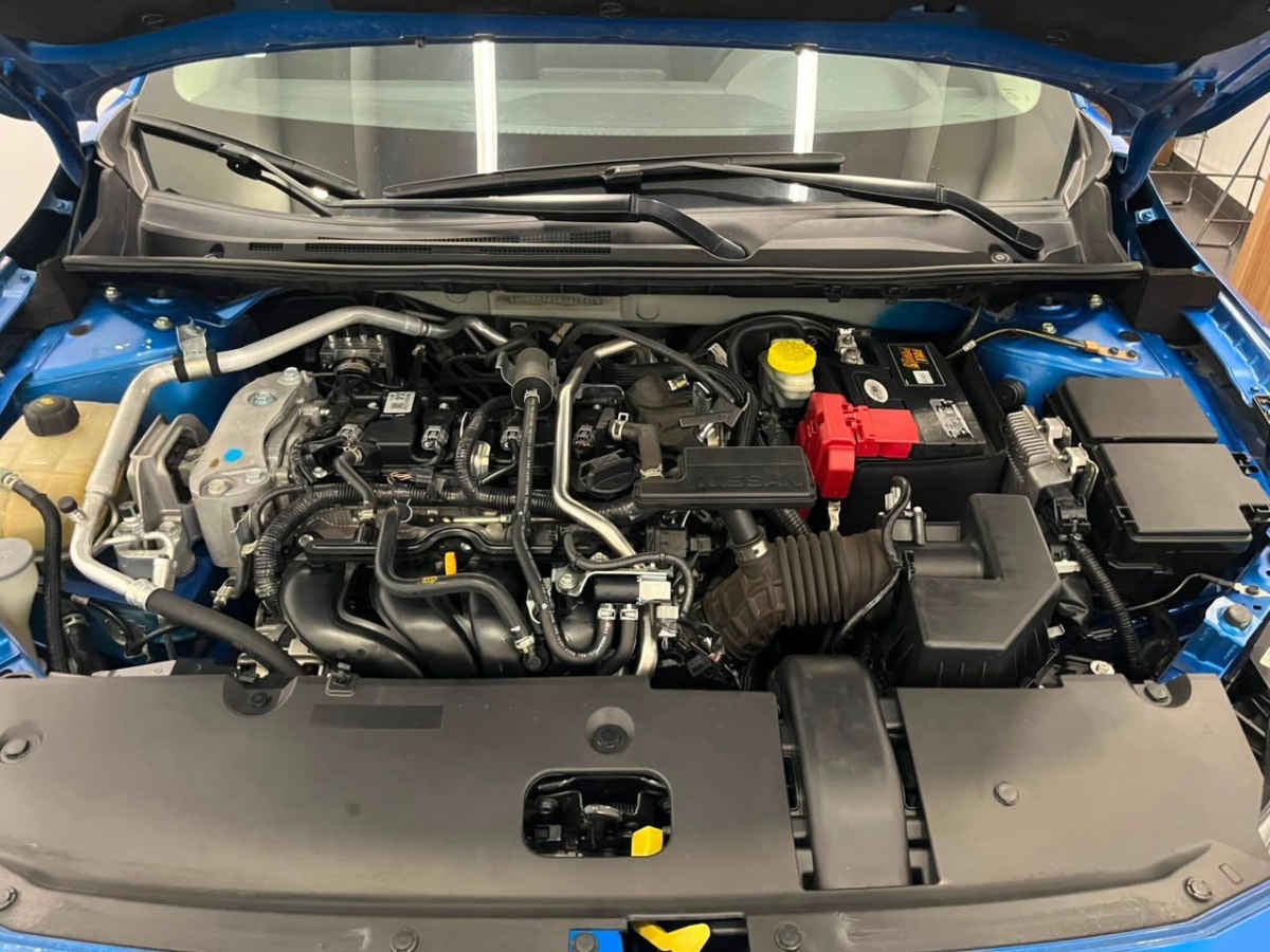 2023 Nissan Sentra 4p Advance L4/2.0 Man