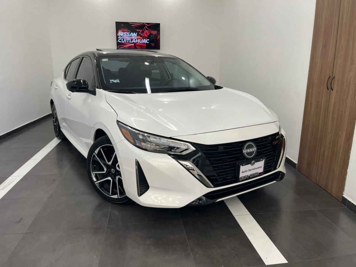 2024 Nissan Sentra 4p SR Bi-tono L4/2.0 Aut
