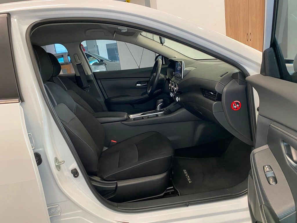 2023 Nissan Sentra 4p Advance L4/2.0 Aut