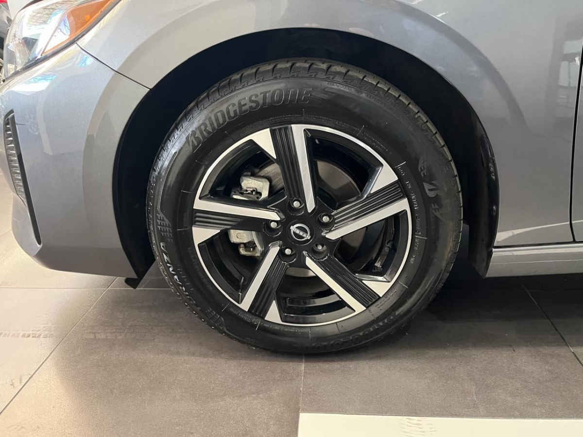 2024 Nissan Sentra 4p Advance L4/2.0 Aut