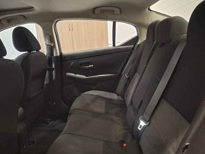 2020 Nissan Sentra 4p SR L4/2..0/T Aut