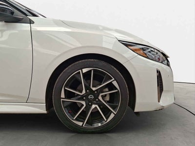 2025 Nissan Sentra 4p SR Platinum Bi-tono L4/2.0 Aut