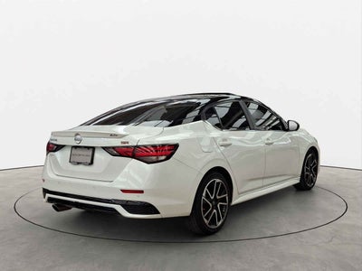 2025 Nissan Sentra 4p SR Platinum Bi-tono L4/2.0 Aut