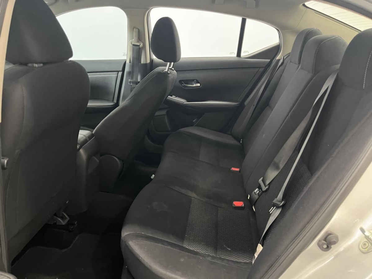 2020 Nissan Sentra 4p Sense L4/2.0 Man