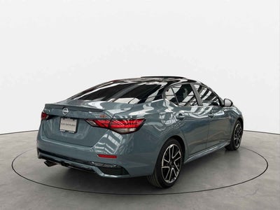 2025 Nissan Sentra 4p SR Platinum Bi-tono L4/2.0 Aut