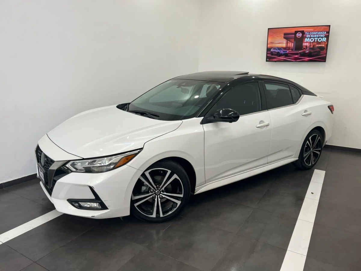 2022 Nissan Sentra 4p SR L4/2.0 Aut