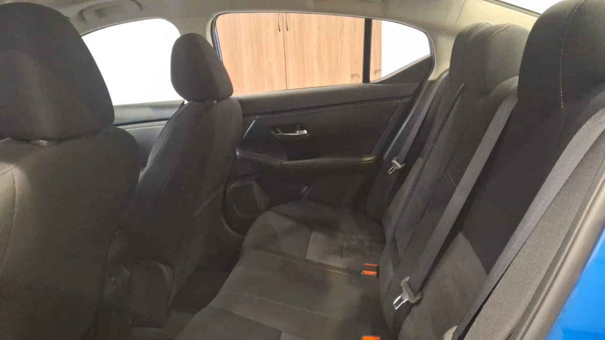 2023 Nissan Sentra 4p SR L4/2.0 Aut