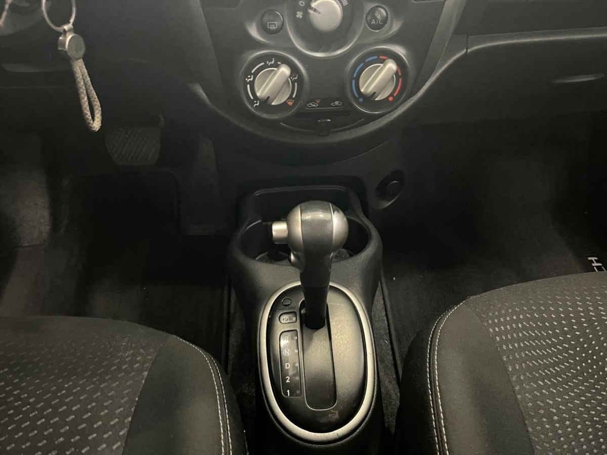 2018 Nissan March 5p Advance L4/1.6 Aut