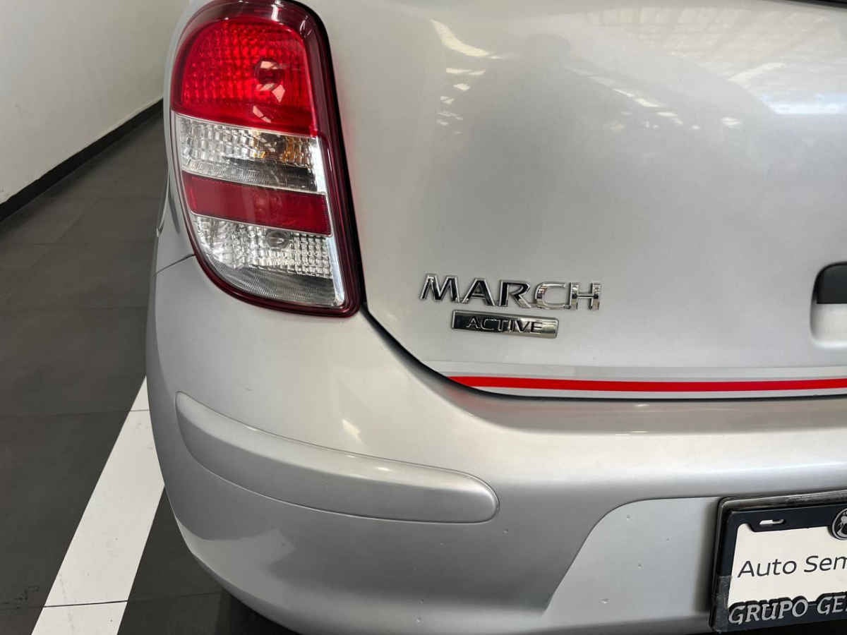 2020 Nissan March 5p Active L4/1.6 Man ABS