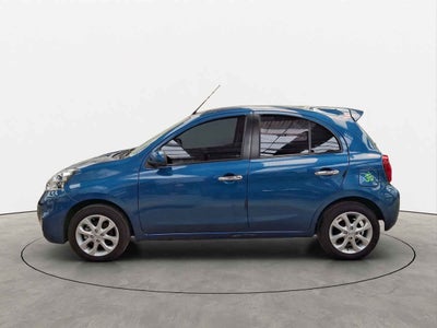 2017 Nissan March 5p Advance L4/1.6 Man