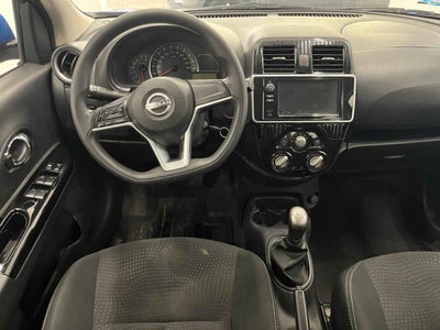 2022 Nissan March 5p Advance L4/1.6 Man