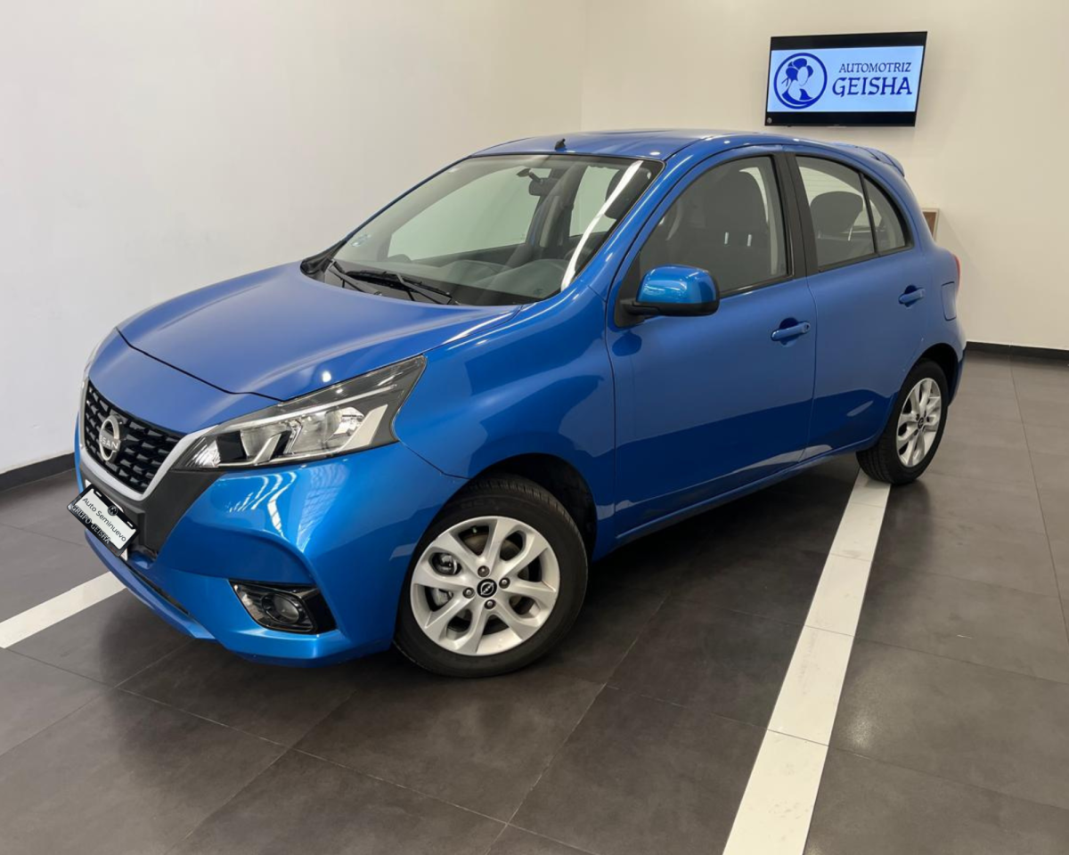 2022 Nissan March 5p Advance L4/1.6 Man