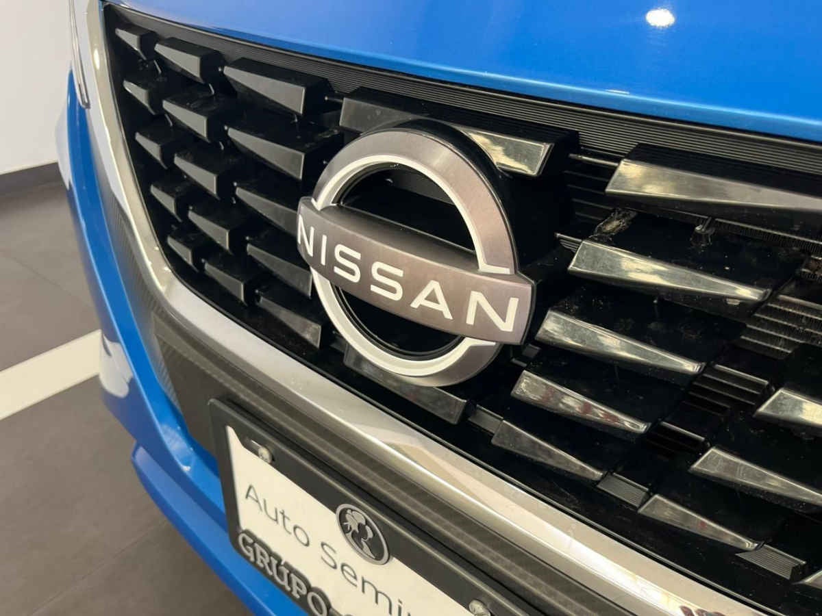 2023 Nissan March 5p Exclusive Bitono L4/1.6 Aut