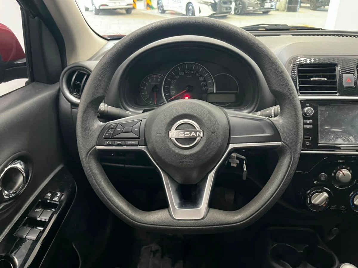 2023 Nissan March 5p Advance L4/1.6 Man