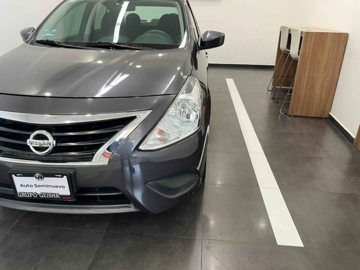 2016 Nissan Versa 4p Sense L4/1.6 Man