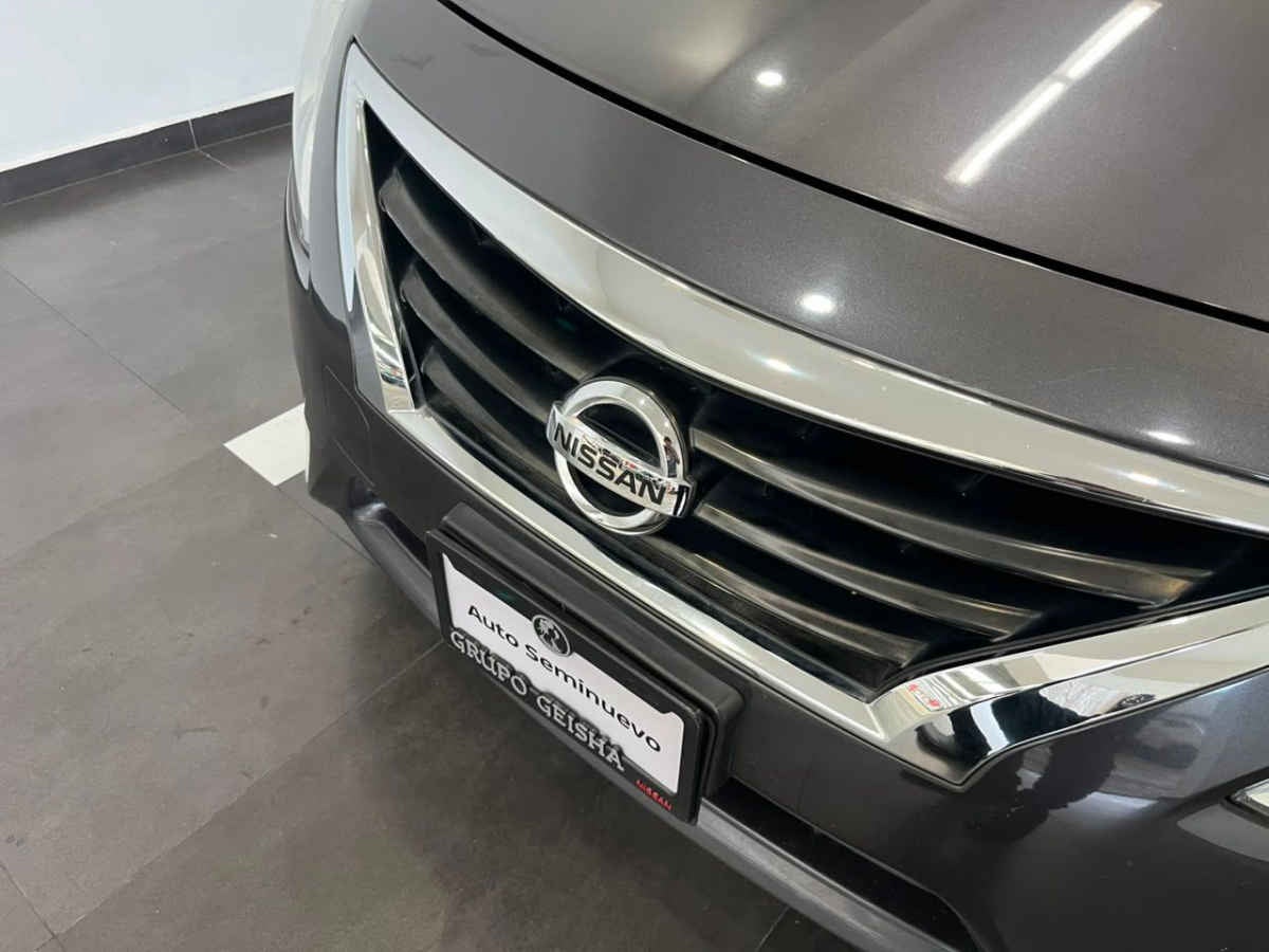 2016 Nissan Versa 4p Sense L4/1.6 Man