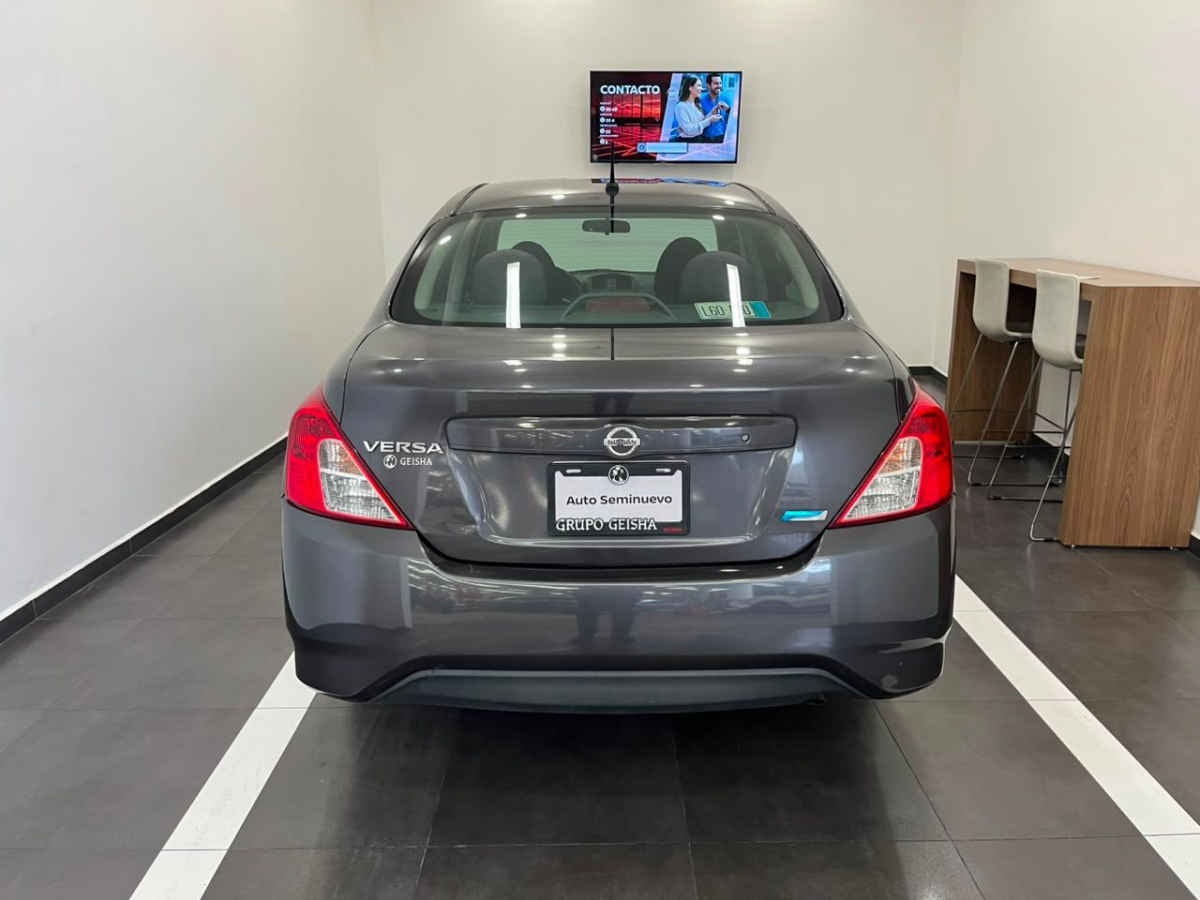 2016 Nissan Versa 4p Sense L4/1.6 Man