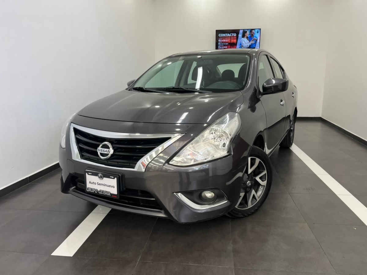 2019 Nissan Versa 4p Advance L4/1.6 Aut