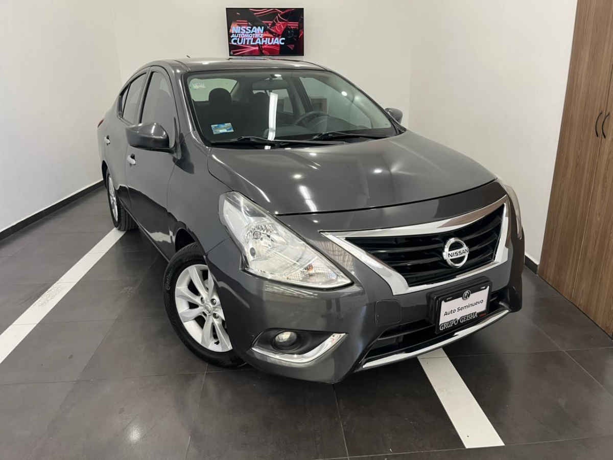 2018 Nissan Versa 4p Advance L4/1.6 Aut