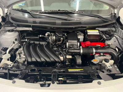 2018 Nissan Versa 4p Advance L4/1.6 Aut