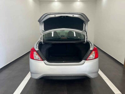 2018 Nissan Versa 4p Advance L4/1.6 Aut