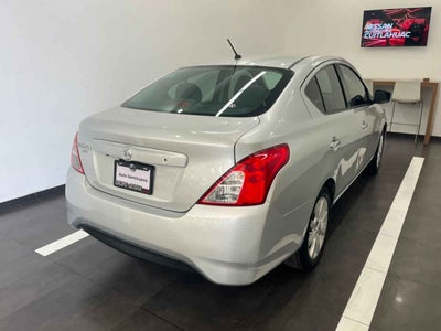 2018 Nissan Versa 4p Advance L4/1.6 Aut
