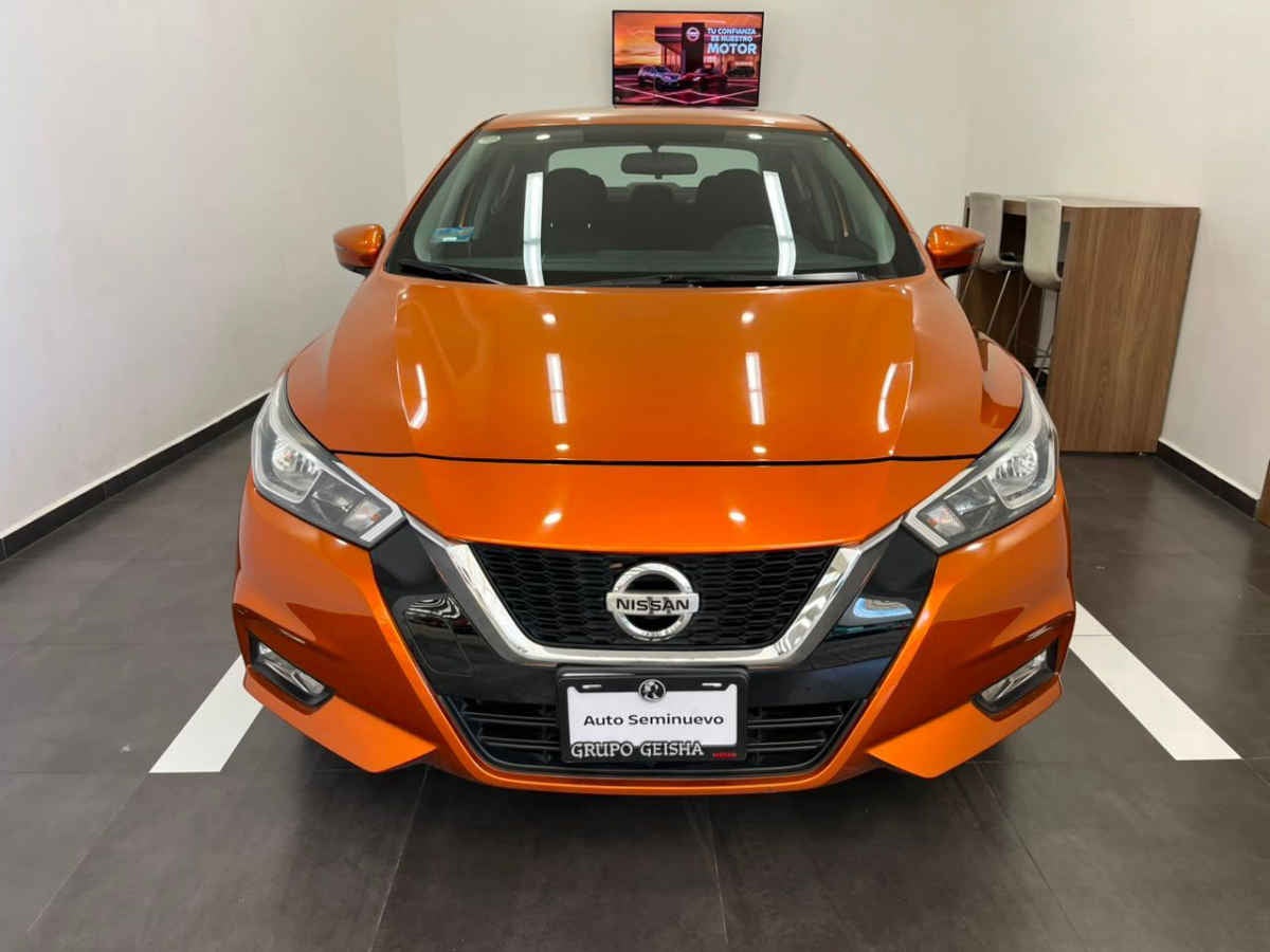 2020 Nissan Versa 4p Advance L4/1.6 Man