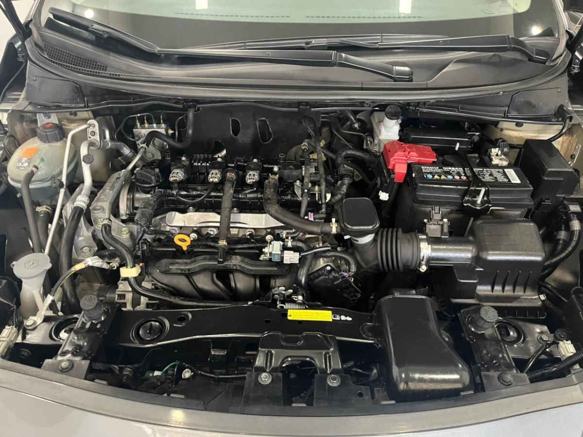 2023 Nissan Versa 4p Sense L4/1.6 Man