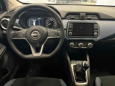 2025 Nissan Versa 4p Advance L4/1.6 Man